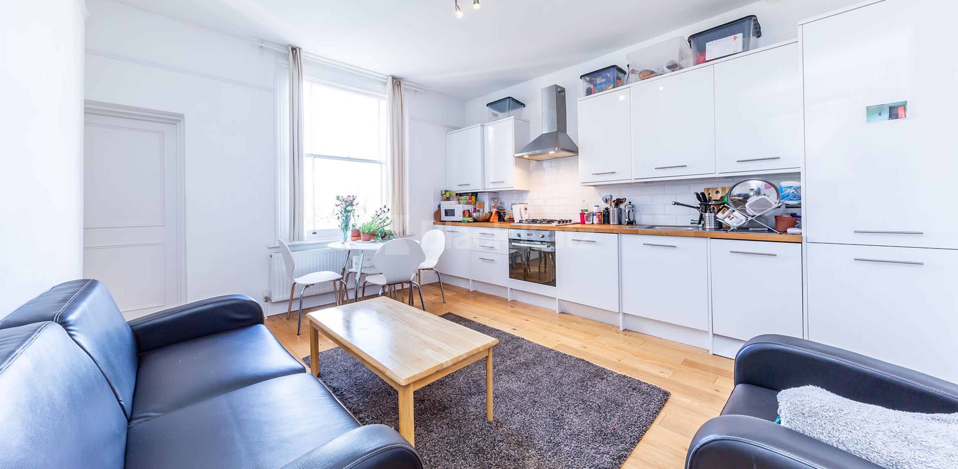 			NEW INSTRUCTION!, 3 Bedroom, 1 bath, 1 reception Flat			 Junction Road, ARCHWAY N19